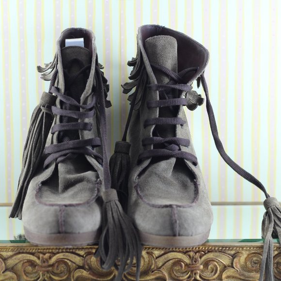 Ron White Suede Ankle Boots. 'Everyday Heels' - Picture 16 of 16